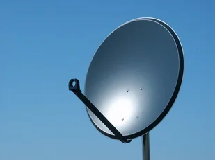 Antena satelitarna Famaval 90 LH, stal, grafitowa - Anteny TV - miniaturka - grafika 1
