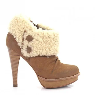 UGG Botki na platformie GEORGETTE Logo Futrzana cholewka - Botki damskie - miniaturka - grafika 1