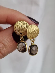 Złote kolczyki z kwarcem dymnym w okuciu - Kolczyki - miniaturka - grafika 1