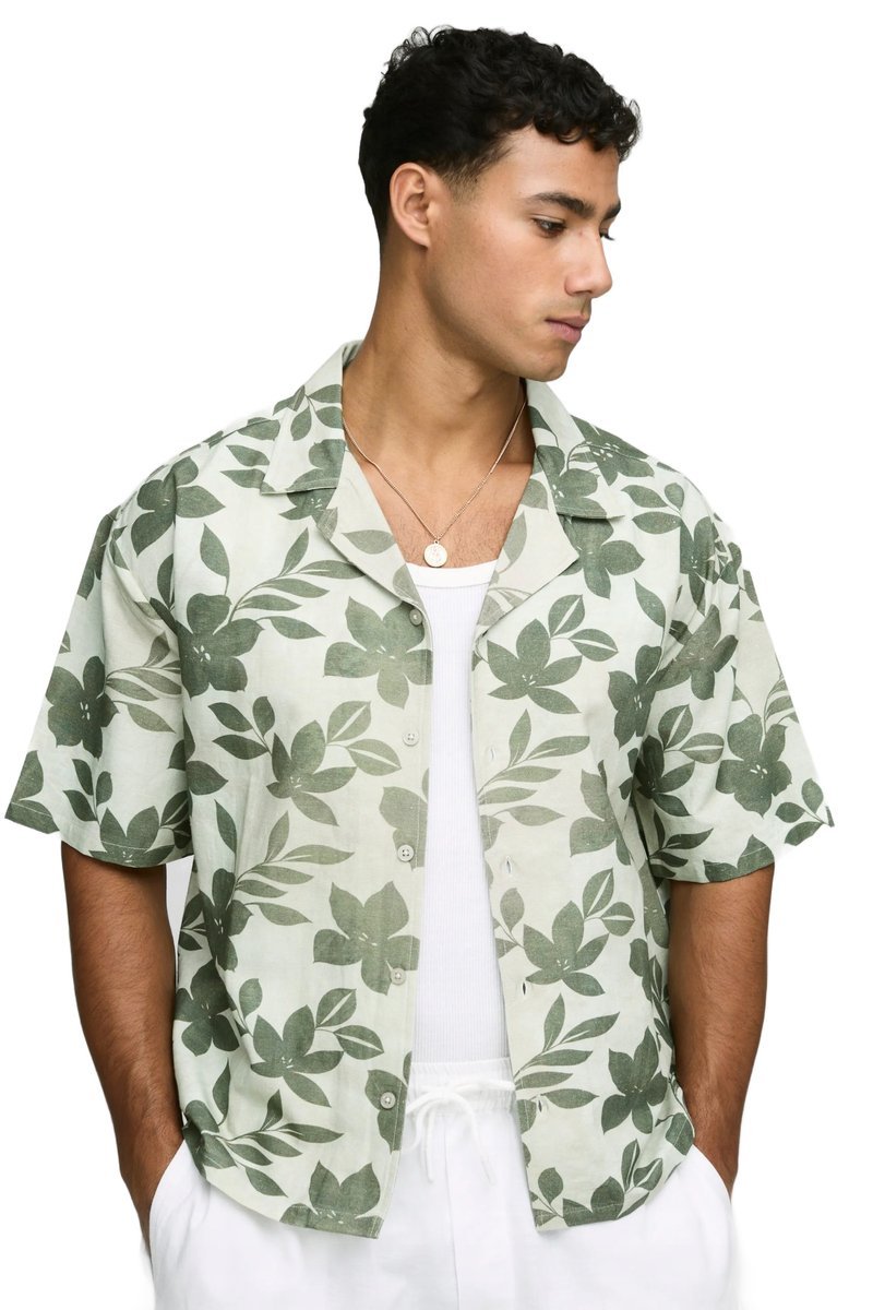 BOOHOOMAN MĘSKA KOSZULA CASUAL Z KRÓTKIM RĘKAWEM ZIELONE KWIATY S Z3A*