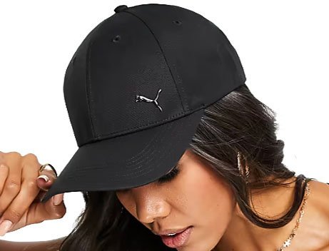CZAPKA DAMSKA PUMA METAL Z DASZKIEM SWOOSH CZARNA METALOWE LOGO BLACK