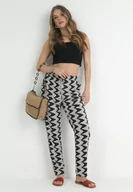 Spodnie damskie - Czarne Spodnie z Wiskozy z Geometrycznym Wzorem i Gumką w Talii Shre - miniaturka - grafika 1