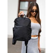 Plecaki - Czarny, nylonowy plecak damski na regulowanych szelkach - Peterson - miniaturka - grafika 1