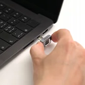 Pendrive - Pendrive Adam Elements Pendrive iKlips S Nano Touch - pendrive USB-C with fingerprint reader 256GB SSD szary ADRAD256KLSGY - miniaturka - grafika 1