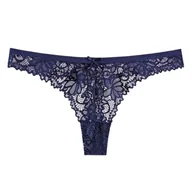 Majtki damskie - Koronkowe stringi - miniaturka - grafika 1