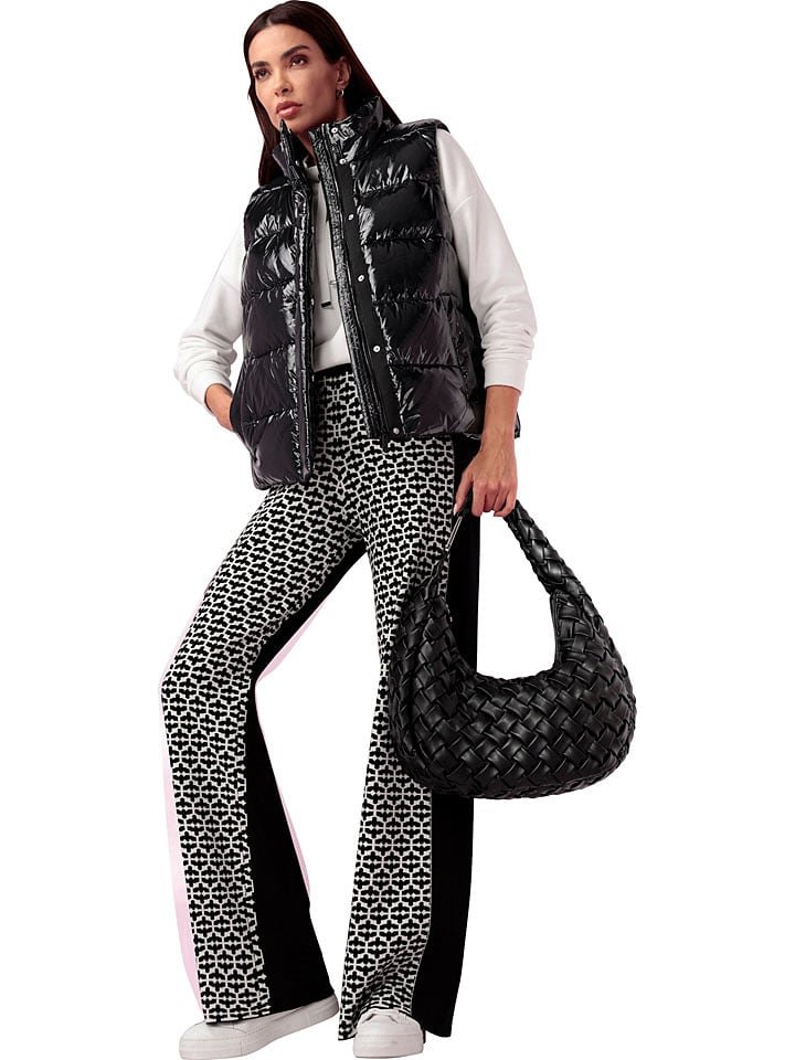 Heine Kamizelka pikowana w kolorze czarnym