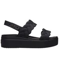 Klapki i japonki damskie - Klapki Crocs Brooklyn Woven Low Wedge 209977-060 - czarne - miniaturka - grafika 1