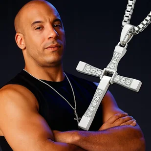 Naszyjnik Srebrny Krzyż Toretto Vin Diesel Szybcy i Wściekli srebro pr 925 - Naszyjniki Naszyjnik Srebrny Krzyż Toretto Vin Diesel Szybcy i Wściekli srebro pr 925 - Naszyjniki - miniaturka - grafika 1