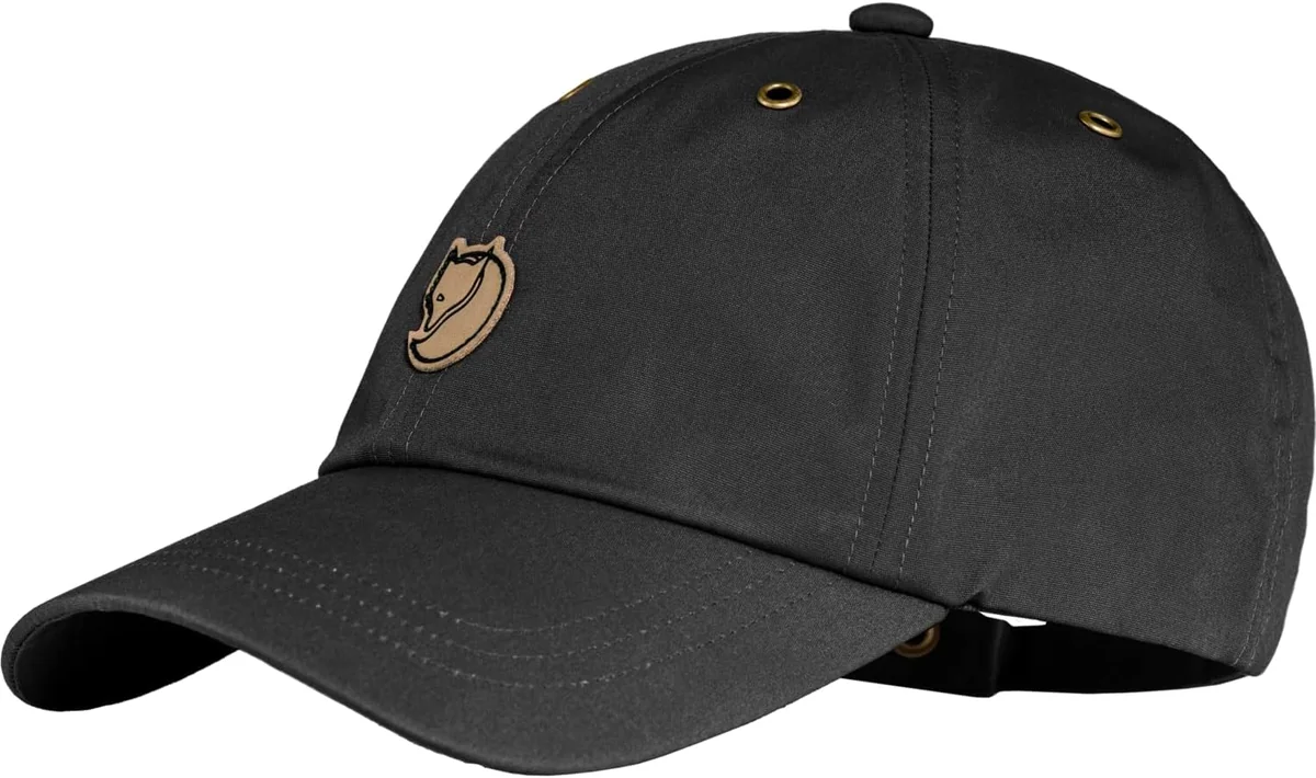 CZAPKA Z DASZKIEM UNISEX