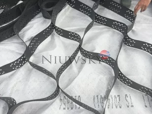 Geokrata duża komórka Pinema Comfort 010.100 HDPE czarna w sekcji 6,7m x 3,5m wysokość 10cm - Akcesoria do ogrodzeń - miniaturka - grafika 1