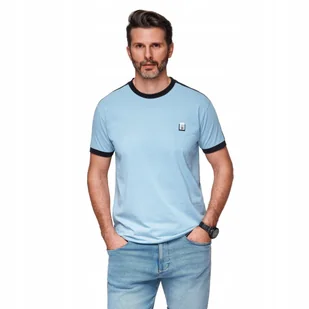Męski t-shirt z kontrastowymi lampasami jasnoniebieski V3 OM-TSCT-0115 XXL - Koszulki męskie Męski t-shirt z kontrastowymi lampasami jasnoniebieski V3 OM-TSCT-0115 XXL - Koszulki męskie - miniaturka - grafika 1