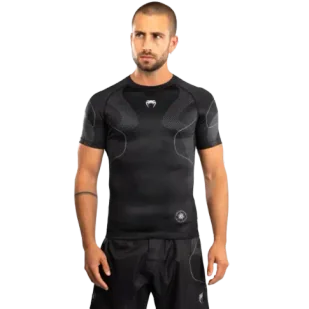 Venum Nexus Rashguard Short Sleeves Krótki Rękaw Black/Silver - Kimona, stroje i obuwie - miniaturka - grafika 1