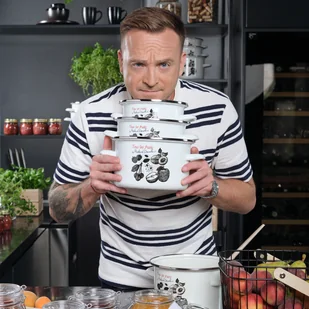 Garnek emaliowany Emalia Polska Pleszew Fruits by Mateusz Gessler 18 cm 2,65 l - Garnki - miniaturka - grafika 9