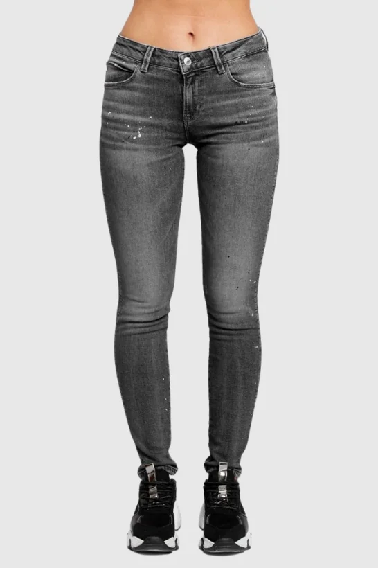 GUESS Szare jeansy damskie z brokatem 30/30