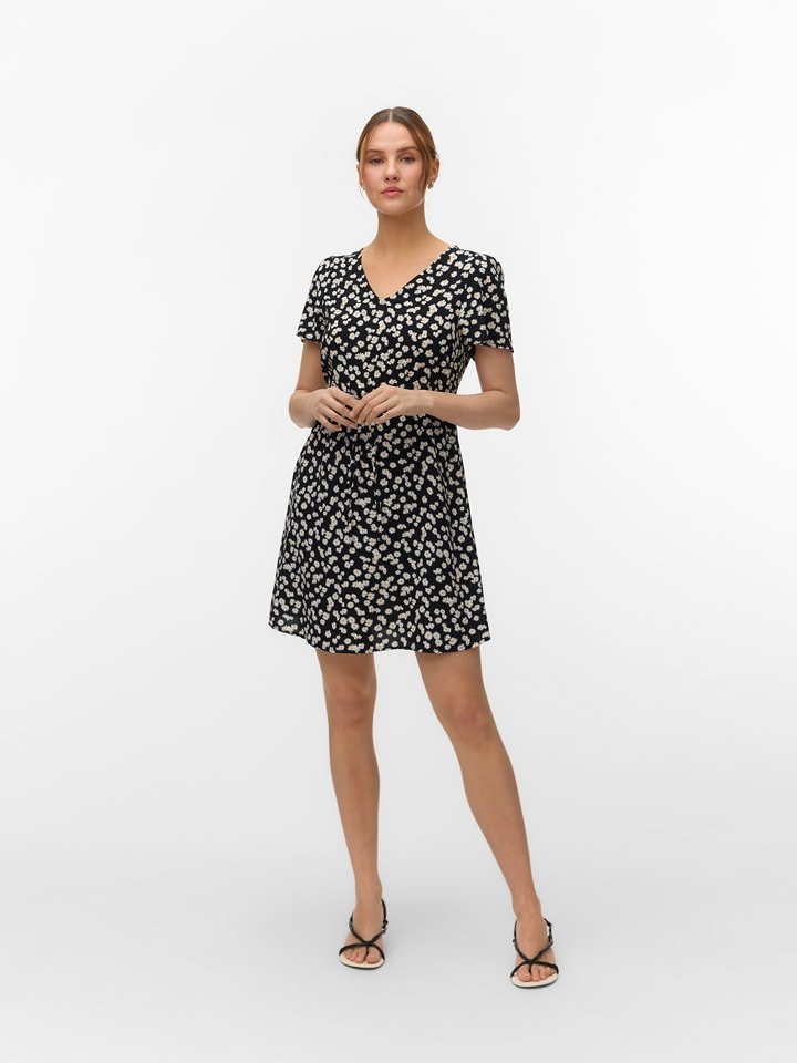 Vero Moda Sukienka w kolorze czarno-białym