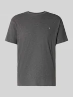 Koszulki męskie - T-shirt o kroju regular fit z wyhaftowanym logo - miniaturka - grafika 1