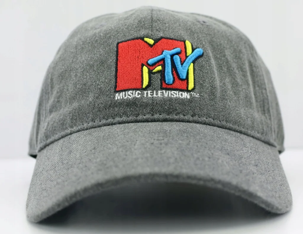 Czapka z daszkiem męska młodzieżowa MTV Music Television 54-59cm Haft Logo