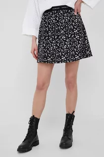 Spódnice - Calvin Klein spódnica kolor czarny mini rozkloszowana - grafika 1
