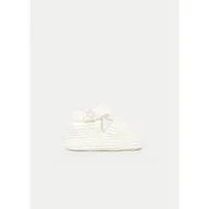 Buty dla chłopców - Kapcie Mayoral 9908 Écru - miniaturka - grafika 1