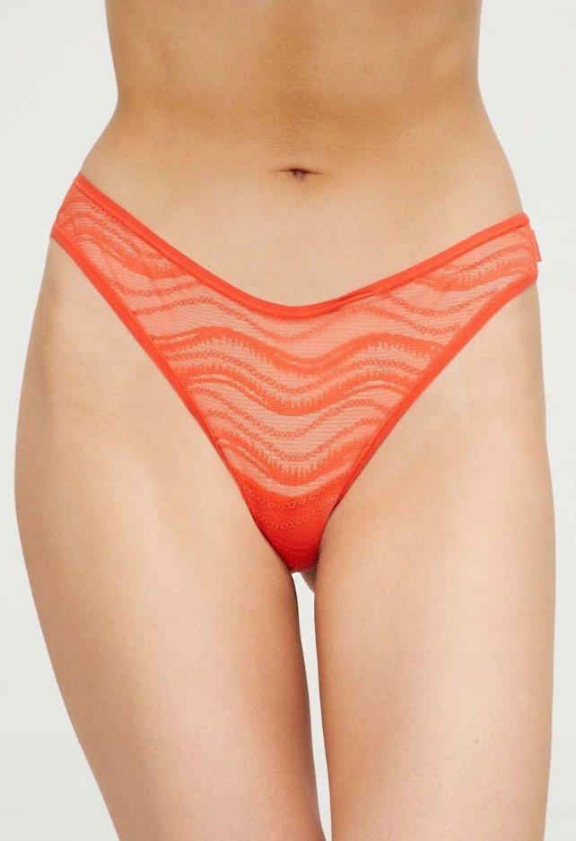Calvin Klein Majtki Stringi Damskie Koronkowe Czerwone M 0Z4A5_D* M 0_4