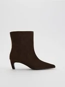 Botki damskie - Reserved - Skórzane botki na niskim obcasie - ciemnobrązowy - miniaturka - grafika 1