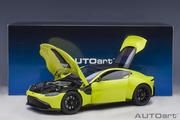 Samochody i pojazdy dla dzieci - Autoart Aston Martin Vantage 2019 Lime Essence  1:18 70279 - miniaturka - grafika 1