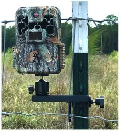 Uchwyt do montażu fotopułapki Browning na drzewie T-Post - Akcesoria do monitoringu - miniaturka - grafika 1