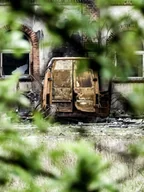 Plakaty - Galeria Plakatu, Plakat, Opuszczony Samochów, 61x91,5 cm - miniaturka - grafika 1