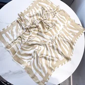 Inne - TEMU Kwadratowy Szalik Damski w Wzór Zebry, 70, Mały Szalik z Dekoracją Temperamentu i Wszechstronnym Kołnierzem - miniaturka - grafika 1