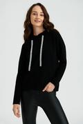 Swetry damskie - Komfortowy sweter z kapturem i błyszczącymi troczkami, czarny - Greenpoint - miniaturka - grafika 1