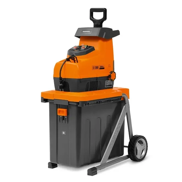 Rozdrabniacz do gałęzi rębak frezowy Daewoo DSR 3000E wałek tnący 2800W