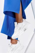 Sneakersy damskie - Białe sneakersy na platformie buty sportowe sznurowane brokatowy pasek Casu 13-10-21-W - miniaturka - grafika 1