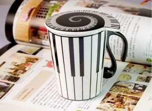 Gadget Master GM Kubek z pokrywką, klawisze, biało-czarny, 200 ml - Kubki - miniaturka - grafika 1