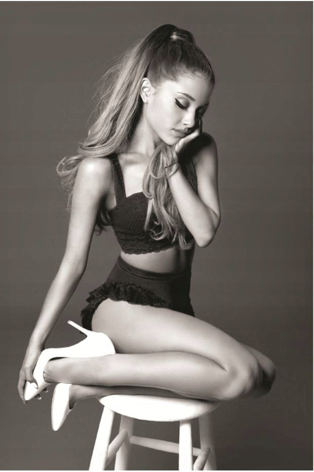 PODKŁADKA POD MYSZ Z Nadrukiem 22x18cm Ariana Grande Dla Fana Tekst Prezent