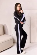 Spodnie sportowe damskie - NOWOŚĆ! WELUROWY DRES MYSTIC LA PERLA Z LAMPASAMI BLUZA+SPODNIE DZWONY POLSKI PRODUCENT - CZARNY - miniaturka - grafika 1