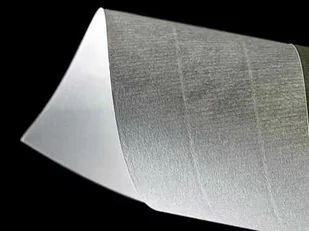 Fedrigoni Biały, imitacja papieru czerpanego - żeberkowany , 220 g/m3, 72x101cm, Cotton Laid Premium White. Karton ozdobny, 1 arkusz 10000292 - Akcesoria do reklamy - miniaturka - grafika 1