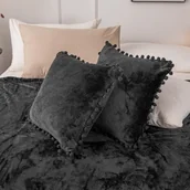 Poszewki na poduszki - Spod Igły i Nitki, Czarna Poszewka z Pomponami  Pompie, 40x40 cm - miniaturka - grafika 1