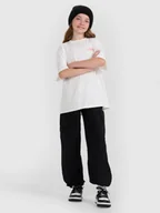 Spodnie i spodenki dla dziewczynek - 4F Spodnie casual cargo dziewczęce - czarne 122 (6-7 lat) - miniaturka - grafika 1