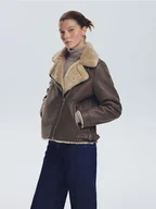 Kurtki damskie - Reserved - Kożuch z imitacji skóry - beżowy - miniaturka - grafika 1