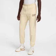Spodnie męskie - Męskie Spodnie NIKE M NK CLUB BB CUFF PANT JDI AOP HJ2214-234 – Beżowy - miniaturka - grafika 1
