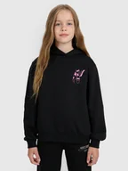 Bluzy dla dziewczynek - 4F Bluza dresowa nierozpinana z kapturem dziewczęca - czarna 122 (6-7 lat) - miniaturka - grafika 1