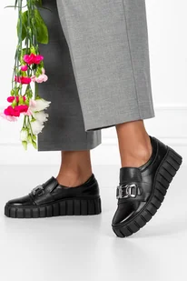 Czarne półbuty skórzane damskie sneakersy na platformie z łańcuchem PRODUKT POLSKI Casu 487-40 - Półbuty damskie - miniaturka - grafika 1