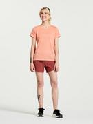 Koszulki sportowe damskie - Saucony Koszulka sportowa w kolorze pomarańczowym - miniaturka - grafika 1