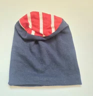 Czapki damskie - Czapka granatowa góra w czerwono-białe paski - miniaturka - grafika 1