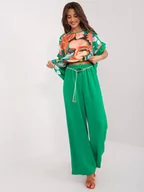 Komplety damskie - Komplet letni zielony casual bluzka i spodnie dekolt okrągły rękaw krótki nogawka prosta długość długa pasek falbana - miniaturka - grafika 1