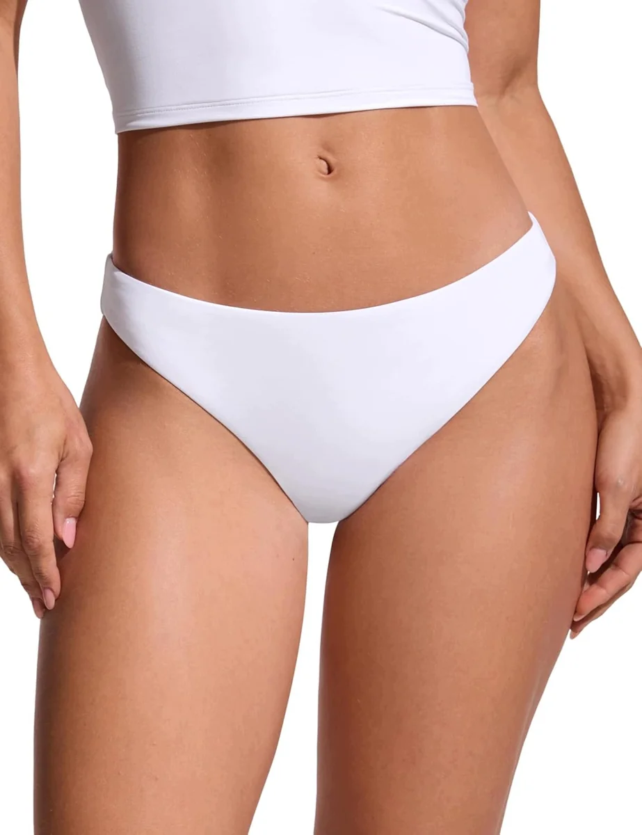 DÓŁ BIKINI DAMSKI FIGI BIAŁE NISKI STAN ROZCIĄGLIWE GŁADKIE SZYBKOSCHNĄCE