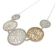 Naszyjniki - Naszyjnik szydełkowany srebrny: CROCHETED SILVER & GOLD CIRCLES - miniaturka - grafika 1