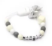 Akcesoria do smoczków - Silikonowa zawieszka z imieniem MAKSIU GADŻET - miniaturka - grafika 1