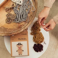 Zabawki kreatywne - HOMLA CRAFTIFY Zestaw DIY jelonek do szydełkowania 15x20x5 cm - miniaturka - grafika 1