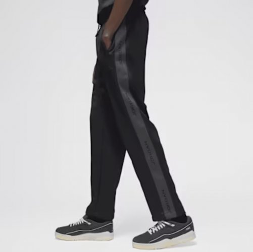 Spodnie dresowe Air Jordan Essentials Tracksuit Pants Black Dresy Czarne